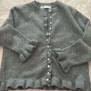 ZARAAttractive jacket